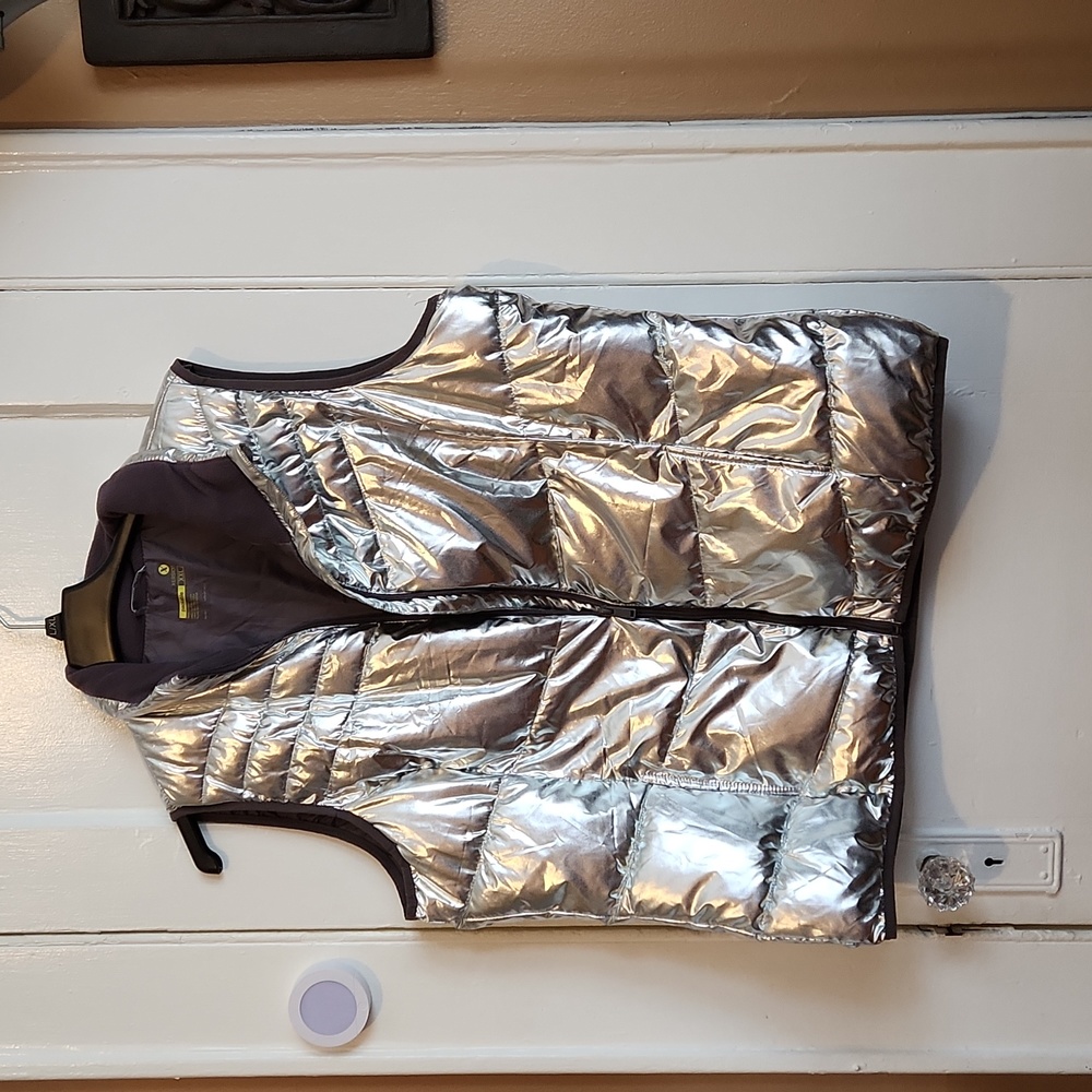 SILVER XERSION PUFFY VEST SIZE 2X NEW WITHOUT TAG